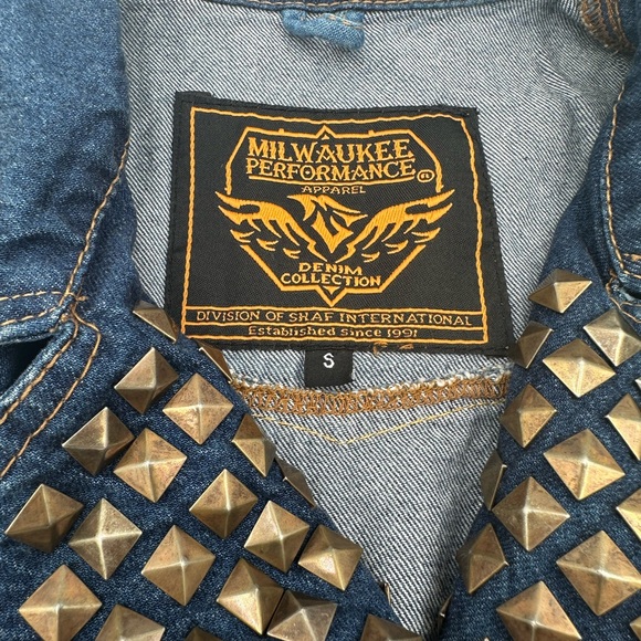 Milwaukee Performance Motorcycle Denim Studded Vest with Zipper Front - Picture 5 of 7